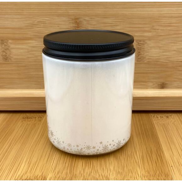 White Barn Cinnamon Swirl Single Wick 7oz Candle New - Picture 3 of 8